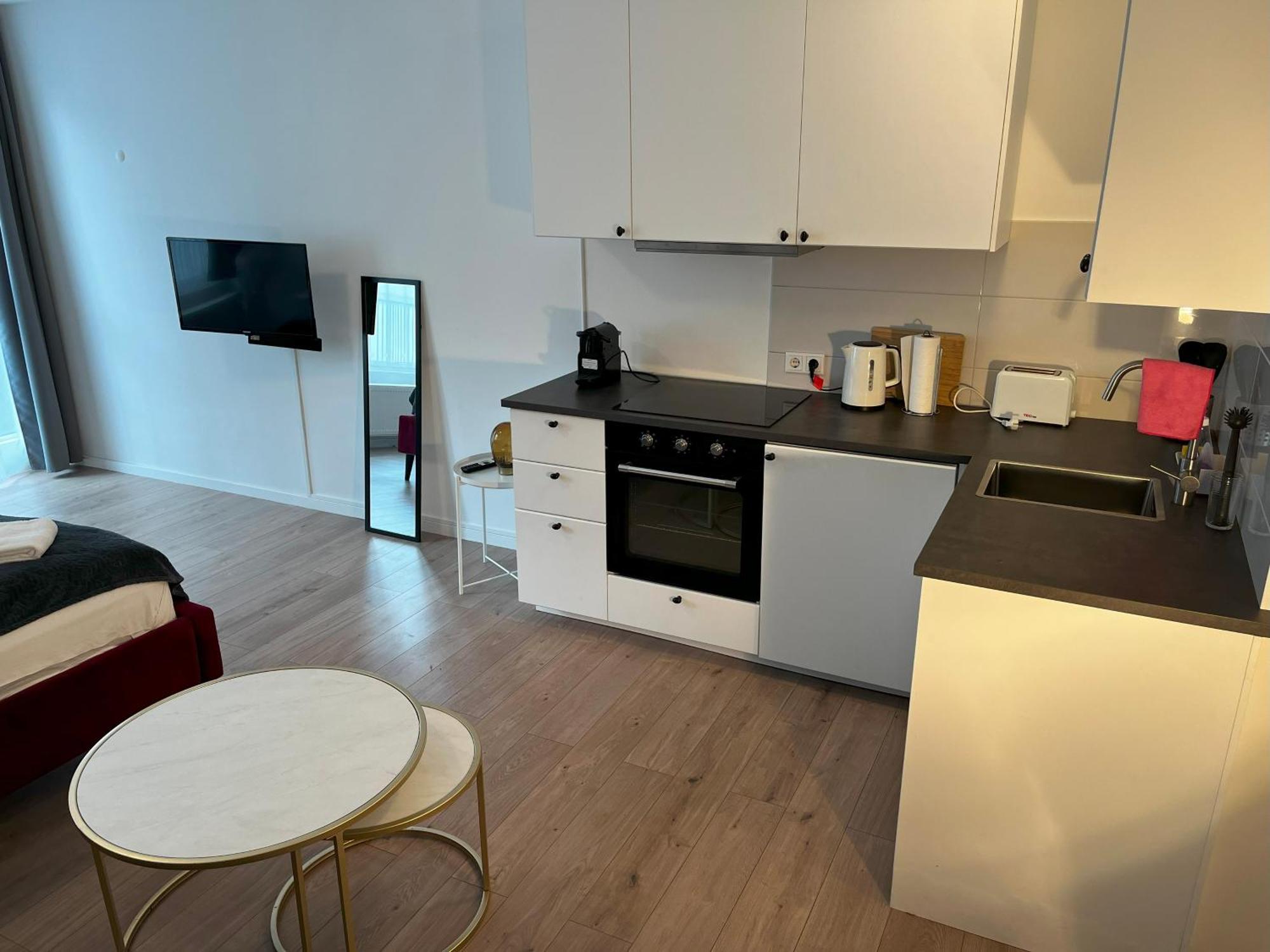 Stylish In Friesenplatz, Heart Of Apartamento