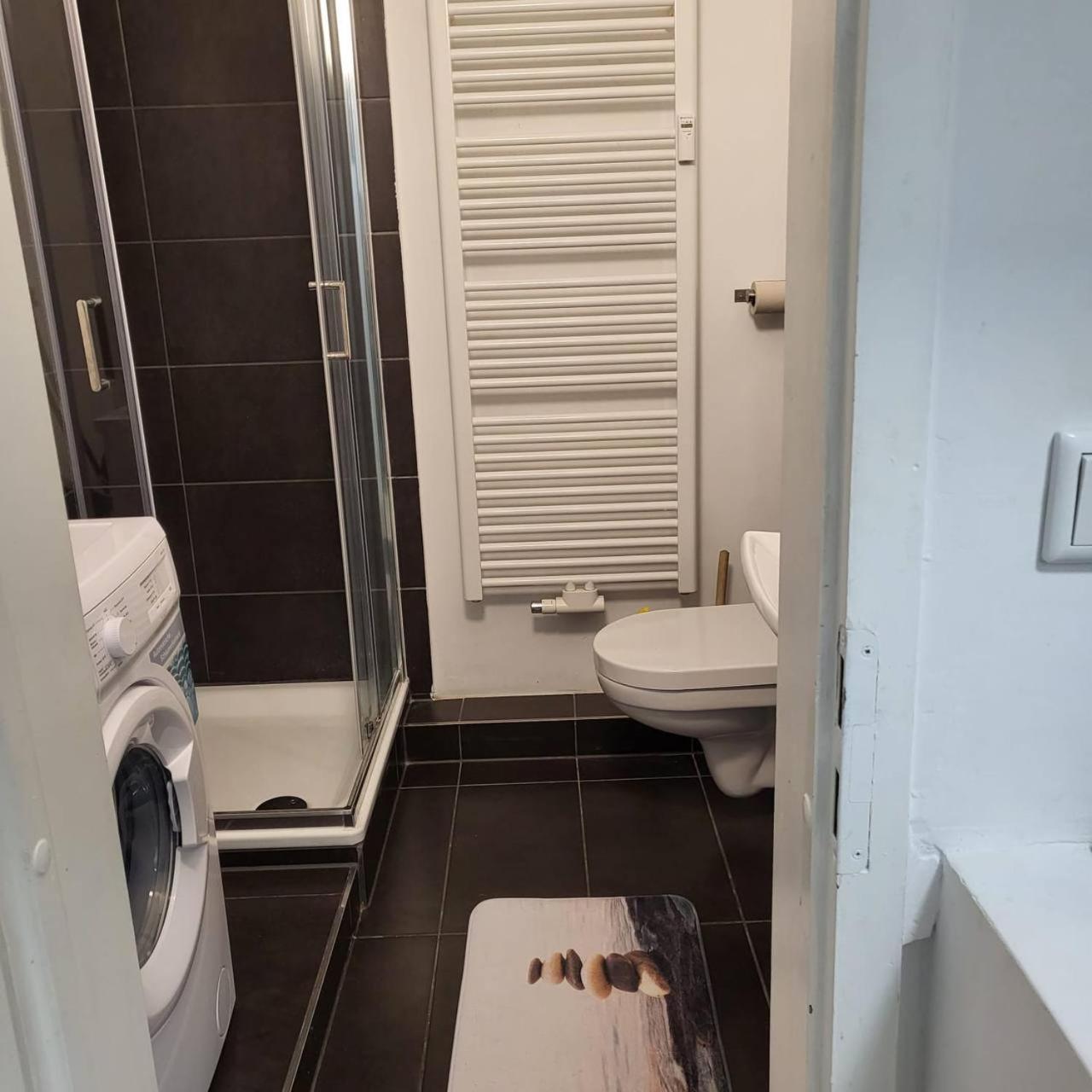 Apartamento Stylish In Friesenplatz, Heart Of *